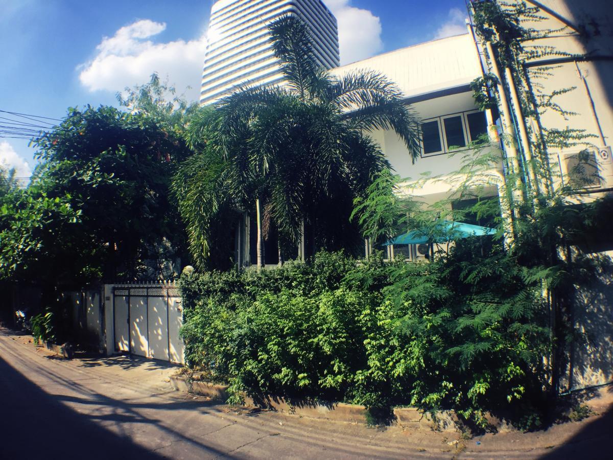 曼谷 Lazy Blue House酒店 外观 照片